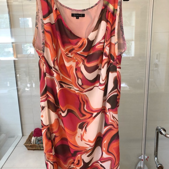 Pretty summer dress, St-Martins size 38 (8). Fully lined, nice details. - Picture 3 of 5